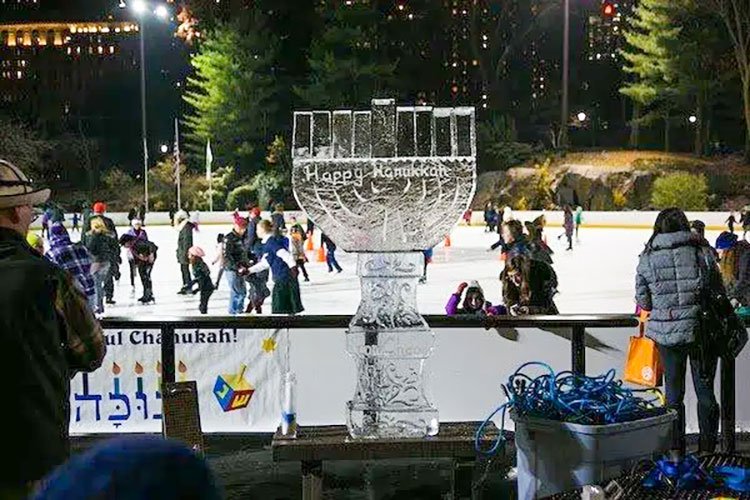 Chanukah On Ice at Wollman Rink