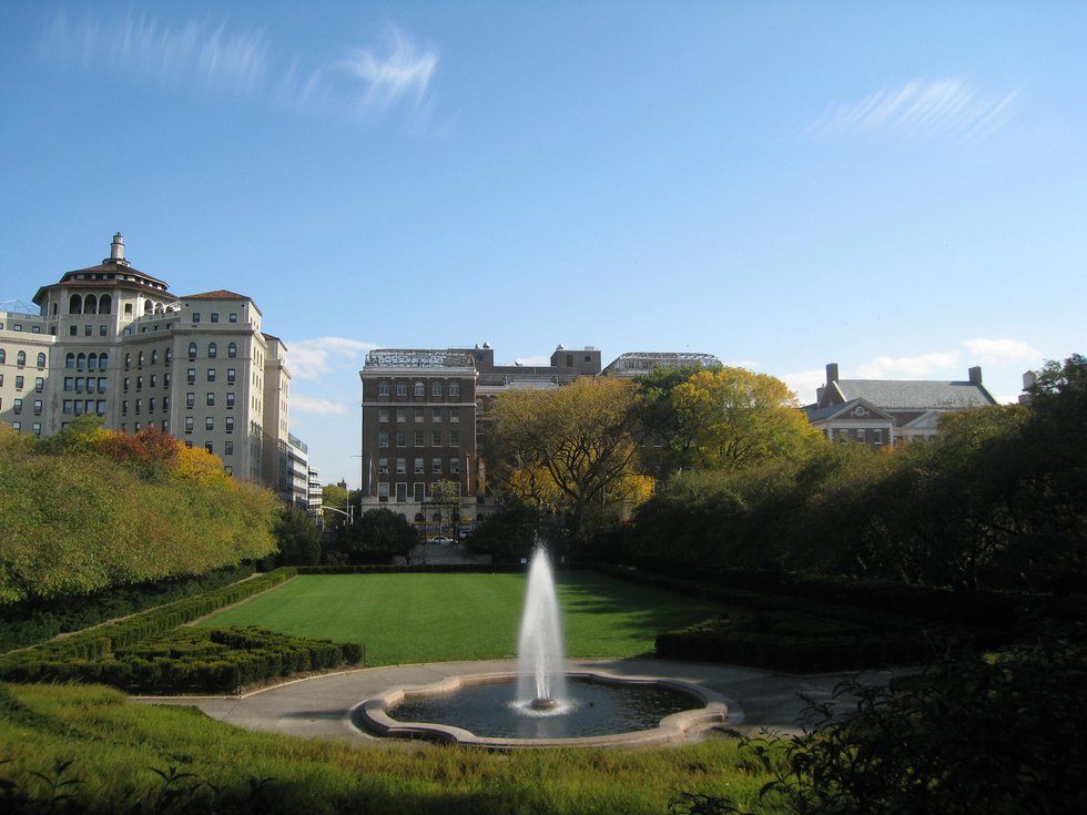 The fountain and lawn in the Conservatory Garden