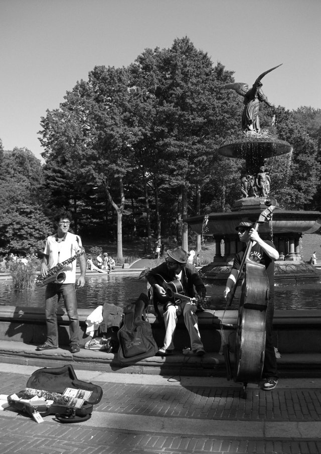 Musicians by Fountain