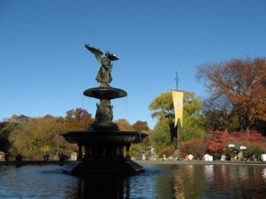 Photo entry: statue